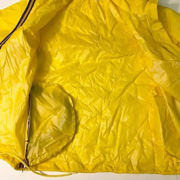 Vintage K Way Yellow Windbreaker Size 5 Packable Raincoat Jacket  Unisex - Picture 8 of 12